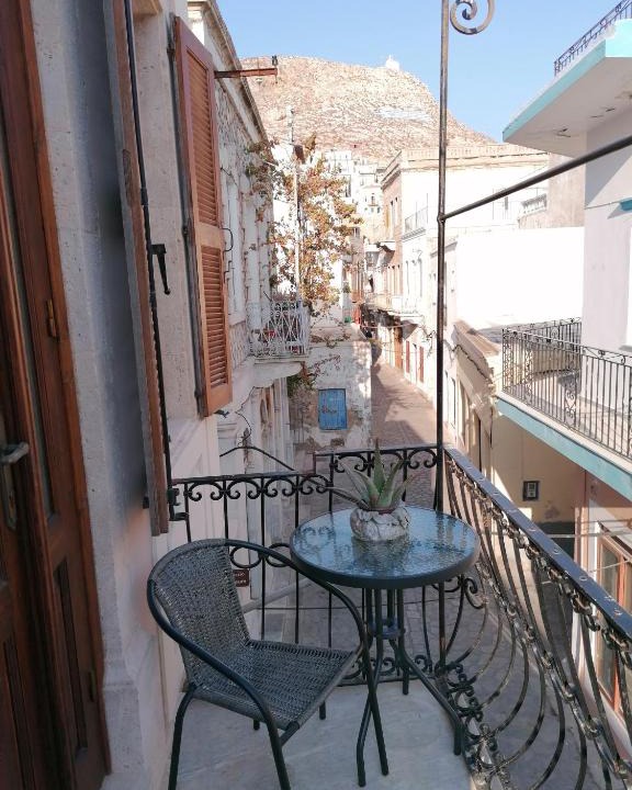 Pothia Apartment | THEOS APARTMENTS
