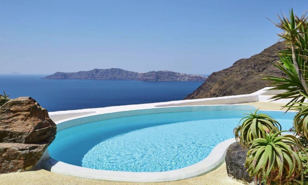 Imerovigli Villa | Thrilling Oia Villa | Villa Sea Whisper | 3 Bedrooms | Breathtaking Sea Views
