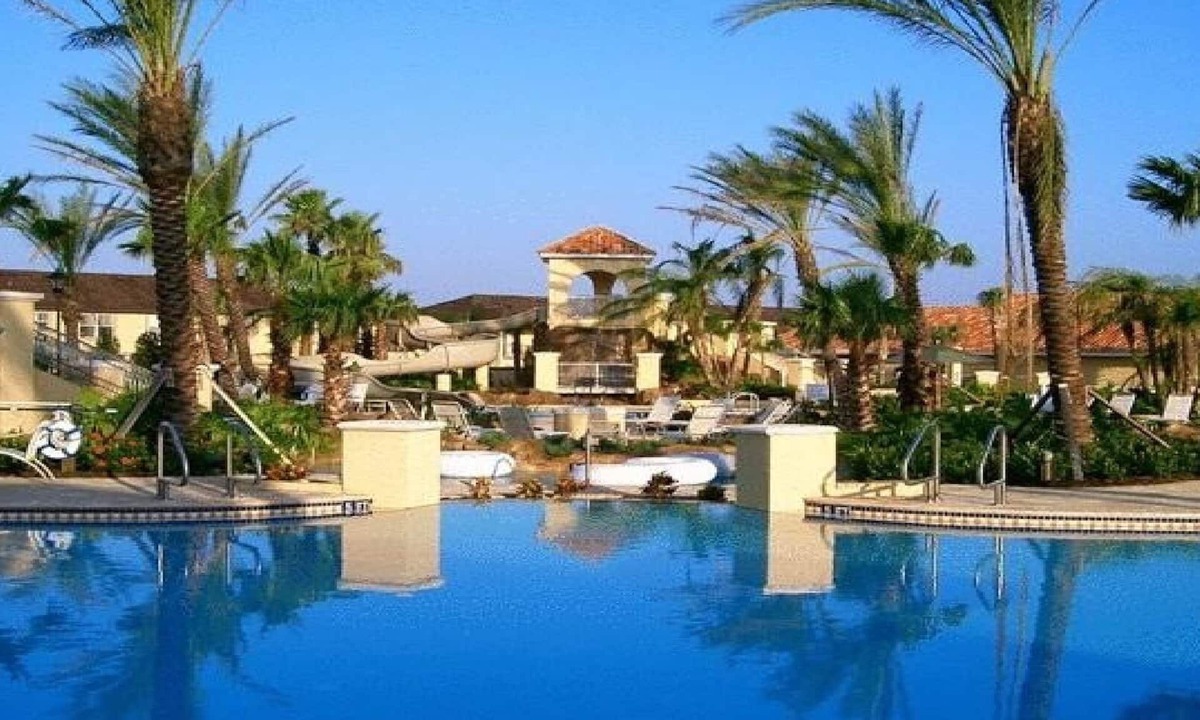 Wellington House | Tropical Regal Palms Resort - Close to Disney and Golf Courses -3 Bdrm/2.5 bthrm