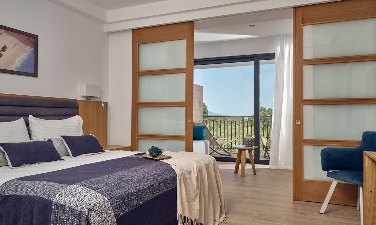 Drosia Villa | Turtle Island View with private access to the Sea