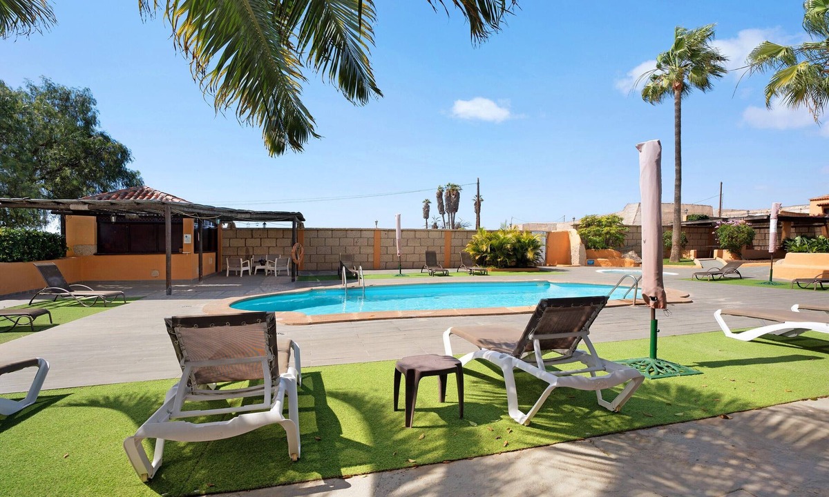 Las Galletas Apartment | Vacation Apartment 'Finca La Bonita Ap P2' with Shared Pool, Shared Terrace and Wi-Fi