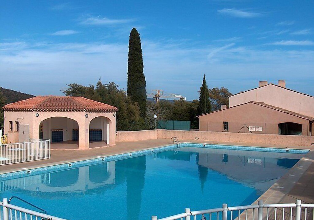 Cavalaire-sur-Mer House | Vacation home Bonporteau in Cavalaire - 6 persons, 2 bedrooms
