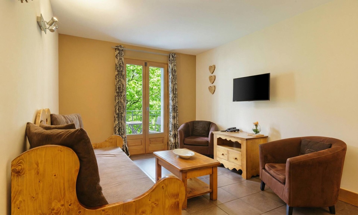 Vallorcine Apartment | Vallorcine Balme 02 Ski-In Retreat w/Shared Pool & Sauna, Vallorcine (Argentiere), France