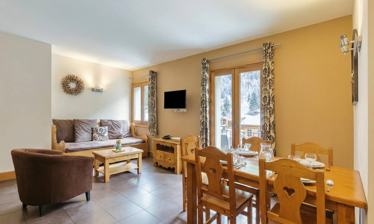 Vallorcine Apartment | Vallorcine Buet 42 Ski-In Retreat w/Shared Pool & Sauna, Vallorcine (Argentiere), France