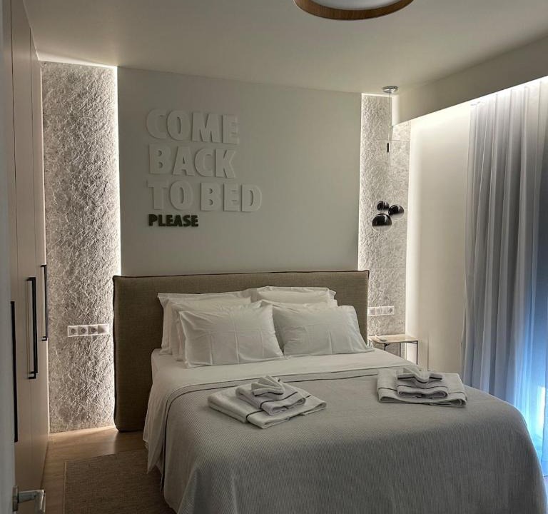 Amarousion Apartment | Vellur 1