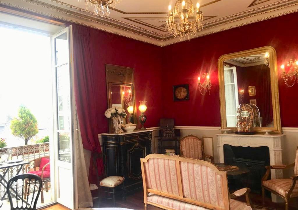 Thermal Apartment | VICHY LUXE NAPOLEON III