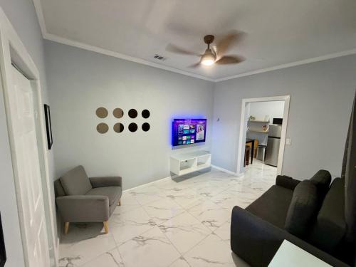 Winter Haven Apartment | View Private Suite near LEGOLAND, Downtown & Hospital