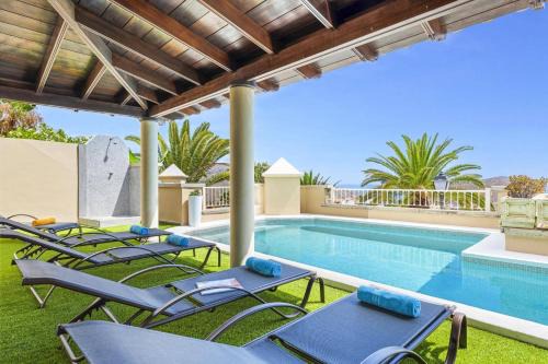 Chayofa Villa | Villa Amara by Villa Plus