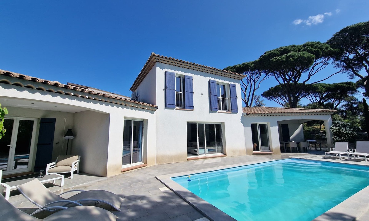 Preconil Villa | Villa Antoinette - a luxury villa in the Gulf of Saint Tropez with A/C and pool