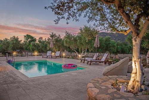 Melidoni Villa | Villa Avra - With Private Pool