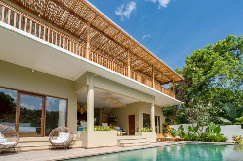 Beraban Villa | Villa Canopy - Spacious Luxury 4BR Villa Near Nuanu and Luna Beach Club