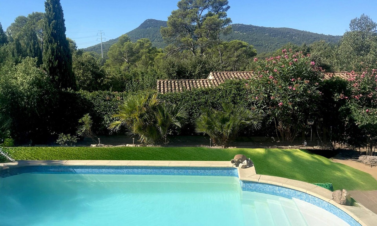 Rocbaron Villa | Villa Coco Bella for 10 people with private pool - Côte-d'Azur