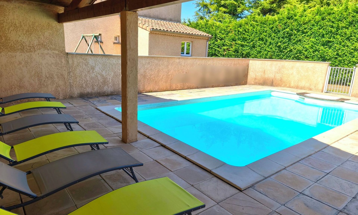 Balazuc Villa | Villa for 4–6 people with a private pool in Balazuc—in a quiet location 800 m from the river