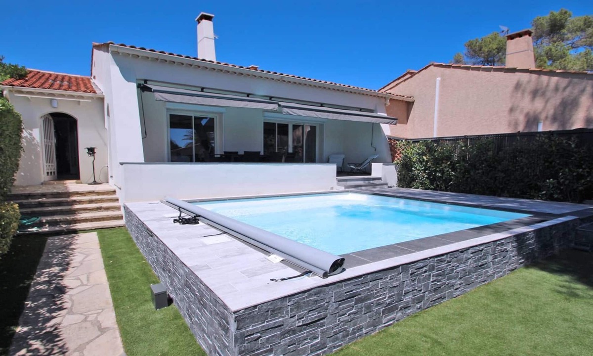 Les Issambres House | Villa for 6 people – Air conditioning – WiFi – Private pool – Beach on foot – Les.