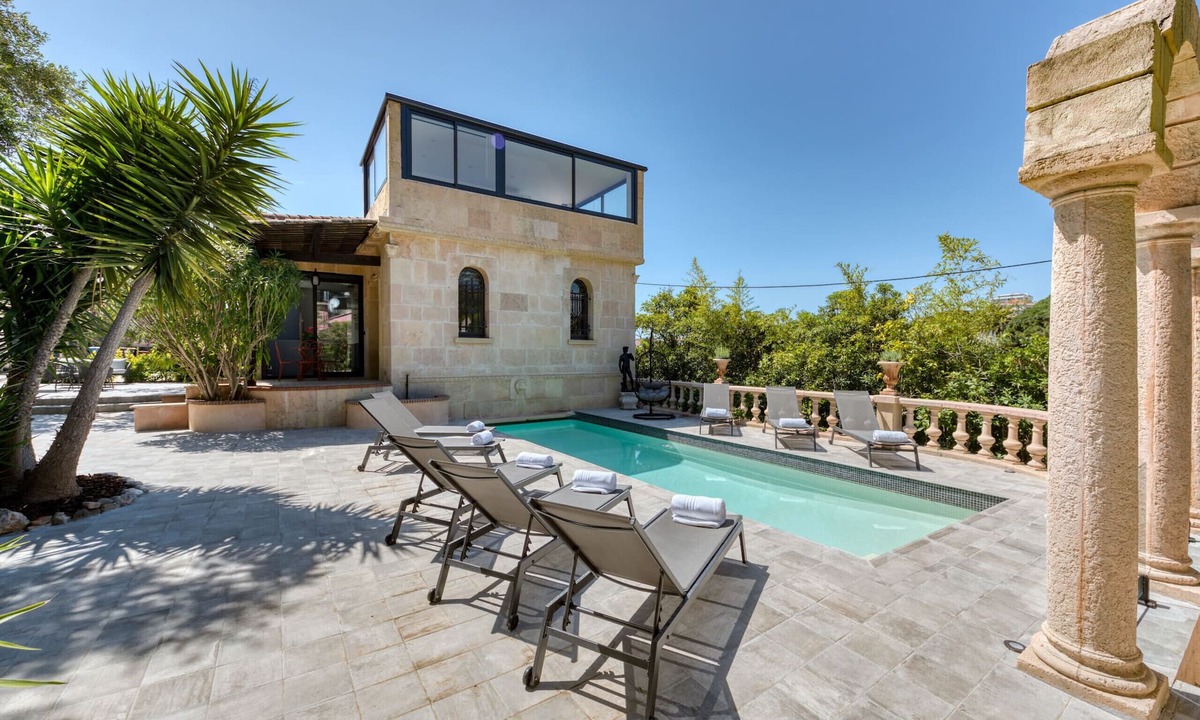 Riou - Petit Juas - Av de Grasse Villa | Villa Jaliel