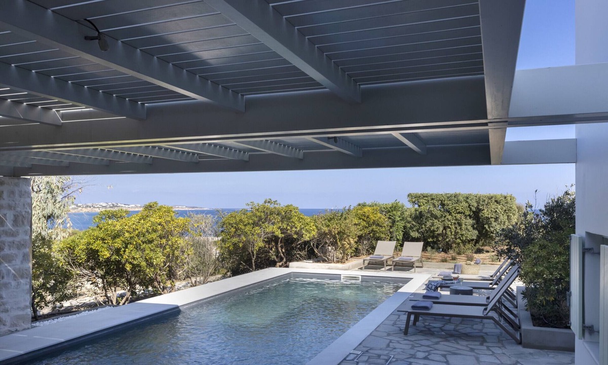 Paros Villa | Villa Kirki · Stunning Beachfront 3BR Villa that h
