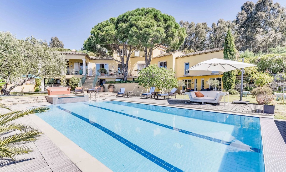 Ramatuelle Apartment | Villa La Romane by Interhome