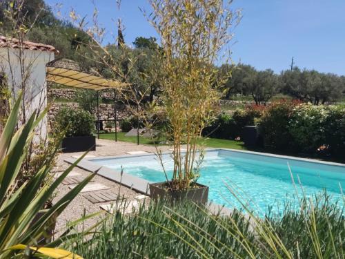 Lorgues Apartment | Villa Maya Blanca entre côte d́́́ Azur et gorges du Verdon et recharge voiture électrique