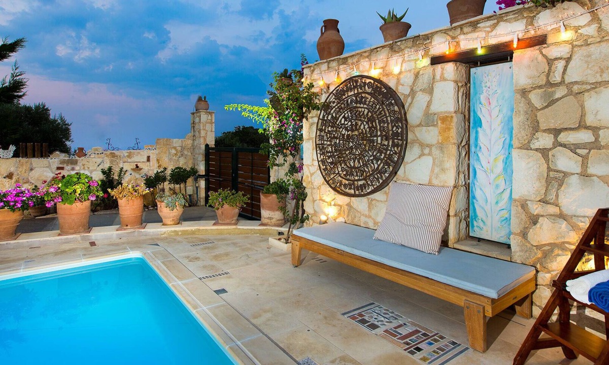 Atsipopoulo Villa | Villa Mitos - Beautiful Small Villas Near to Rethymno City and Beach