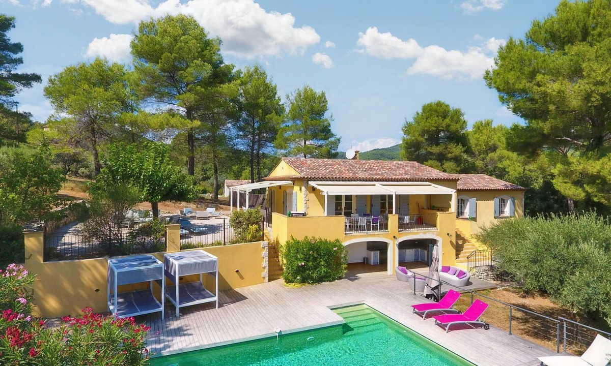 Figanieres Bed & Breakfast | Villa Oriel Naturiste