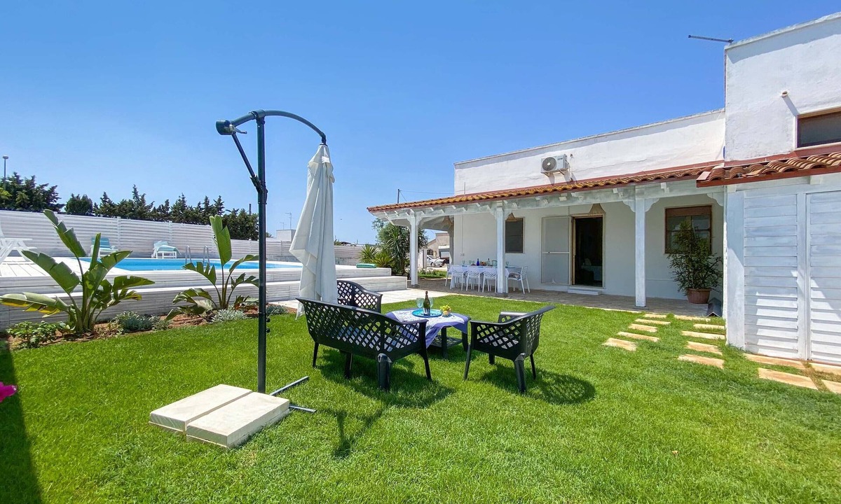 Torre Lapillo Villa | Villa Pace by Perle di Puglia