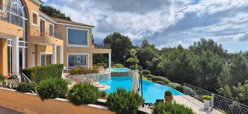 Villefranche-sur-Mer Villa | Villa Pausilia Villefranche-Sur-Mer