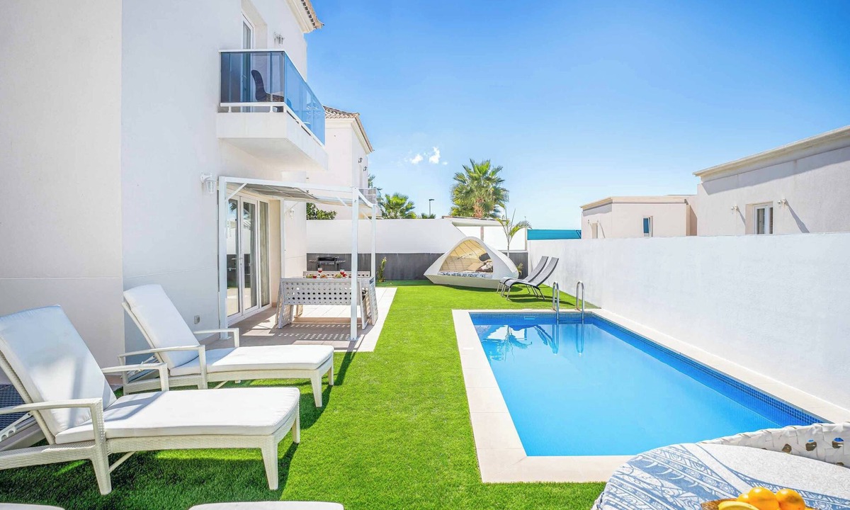 Costa Adeje Villa | Villa Primrose - Four Bedroom Villa, Sleeps 8