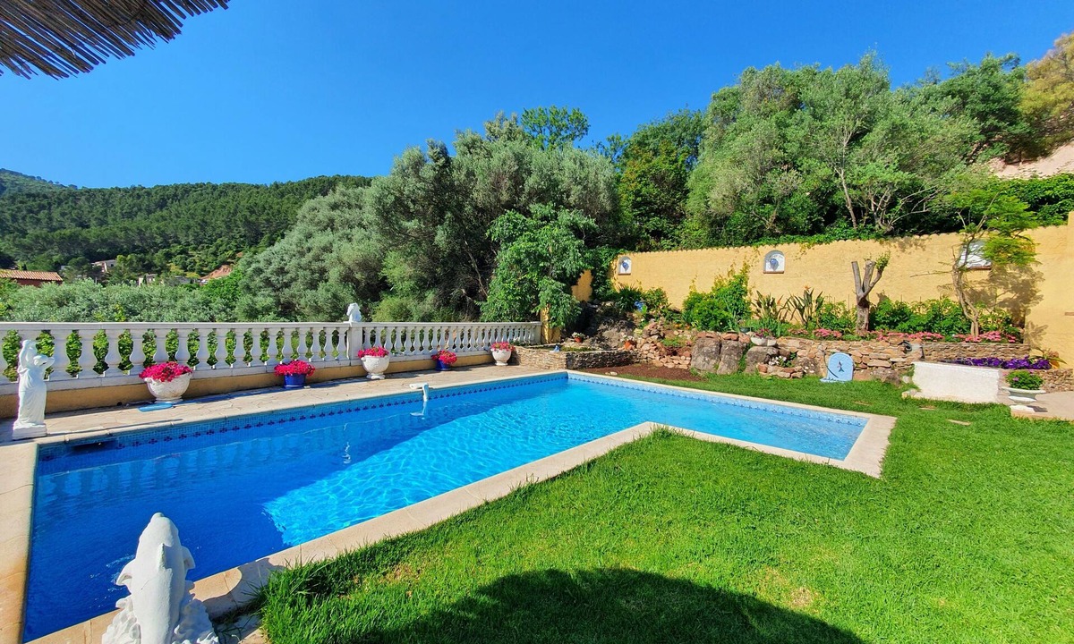 Sollies Pont Villa | Villa provençale - super swimming pool- air conditioning 13kms from Hyères