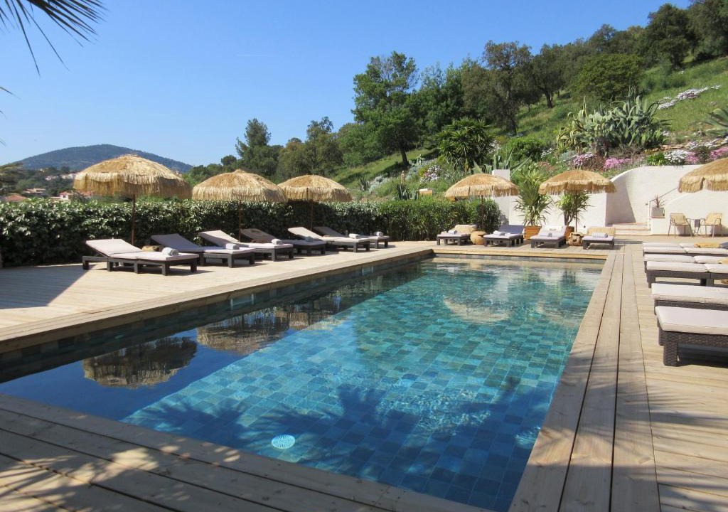 Les Issambres Hotel | Villa Tricoli B&B avec Piscine