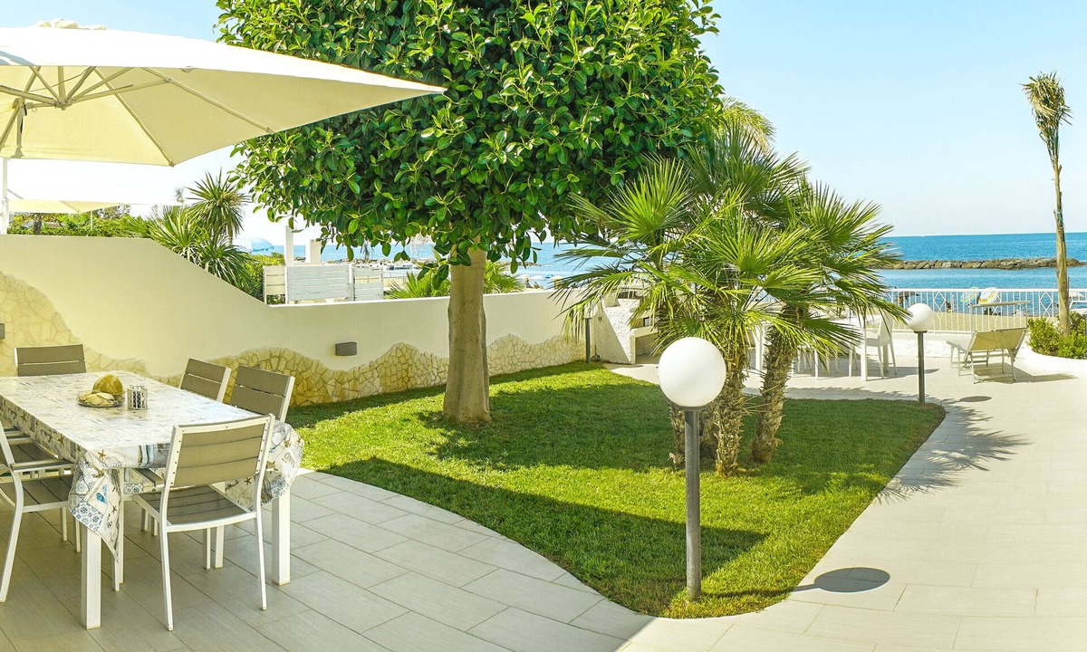 Belvedere Marittimo Villa | Villa Ventre - Luxury Beachfront Villa in Diamante