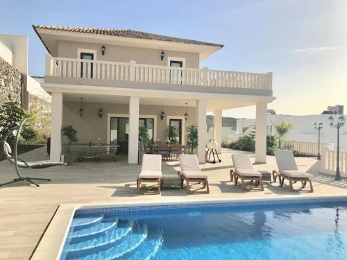 Costa Adeje Villa | Villa Vista Bella Costa Adeje in ruhiger Villengegend mit Meerblick