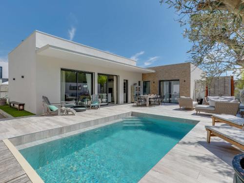 Saint-Aygulf Villa | Villa Wagner by Interhome