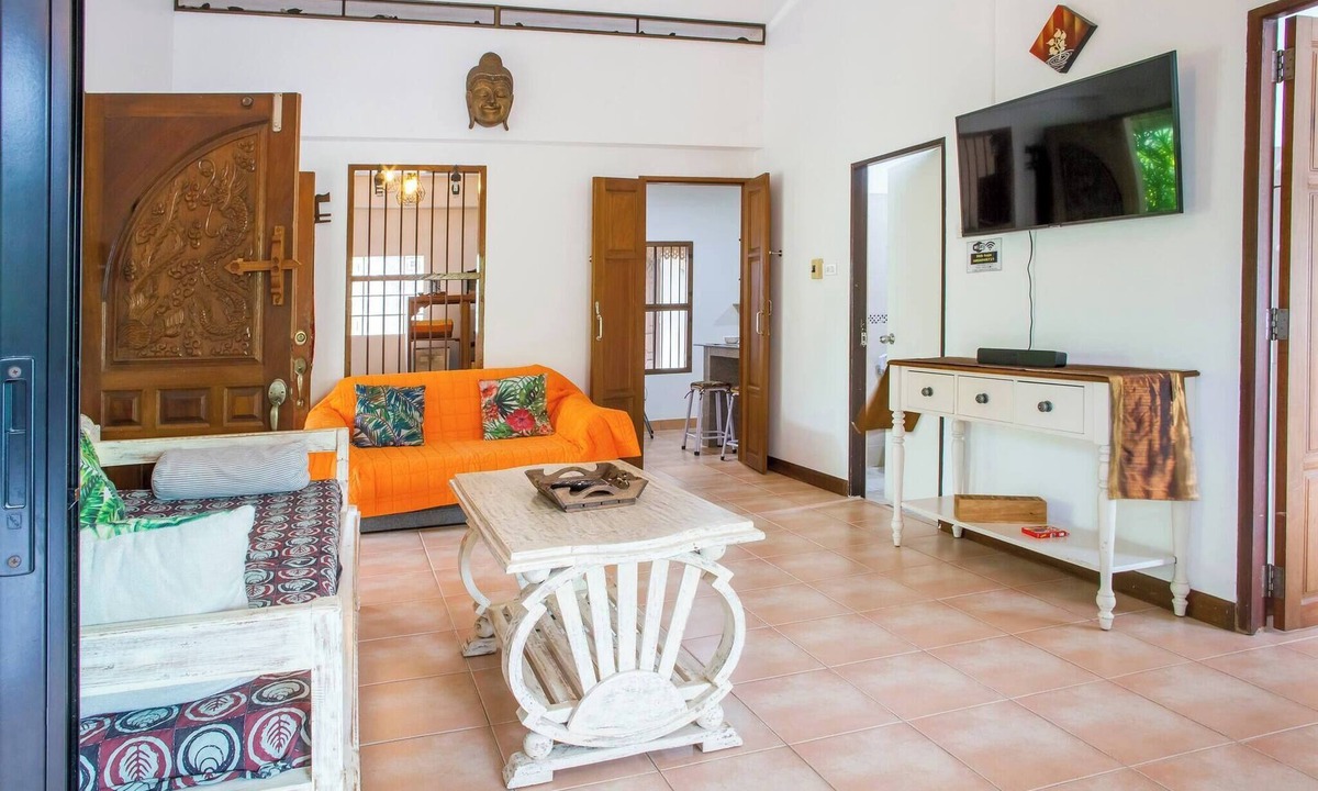 Nong Thale Villa | Villa with private pool and mountain views