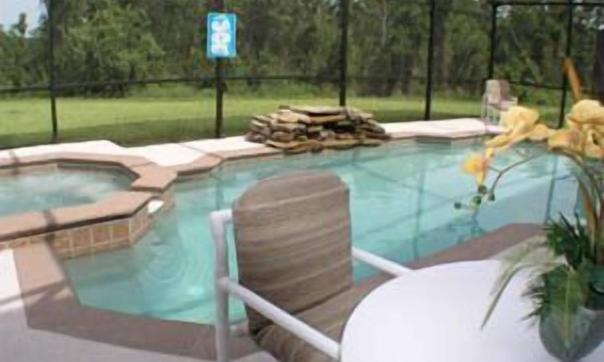 Windwood Bay Villa | Villa with Private Pool,Jacuzzi, Conservation View, WIFI, All phone calls free