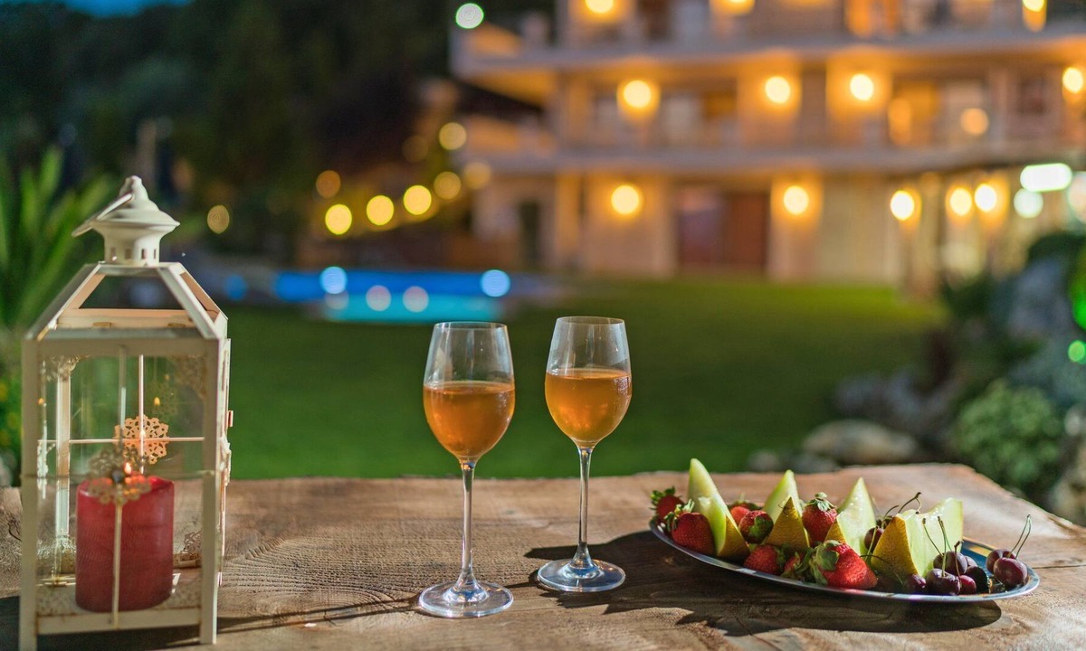 Kaloniktis House | Villa Zeus apts - Unique Surrounding