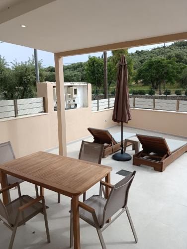Alykes Apartment | VillaPouliezos Apartments