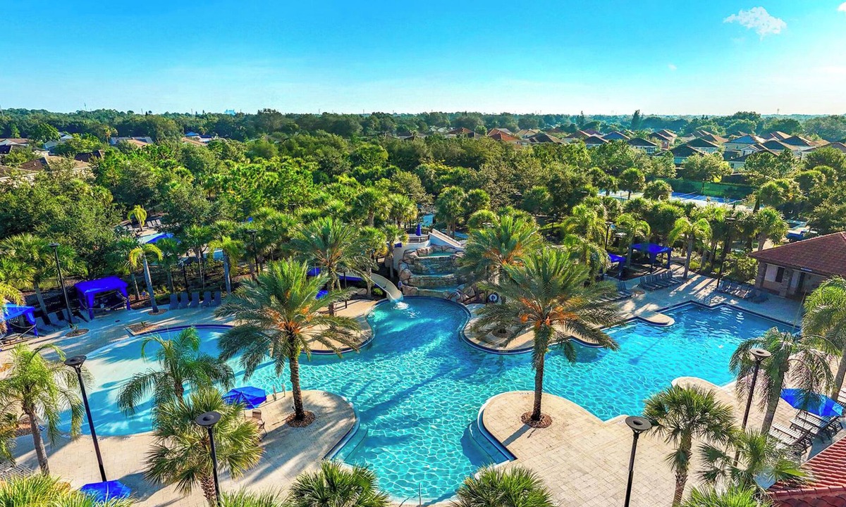 Loughman Hotel | Villatel Village at Solterra Resort