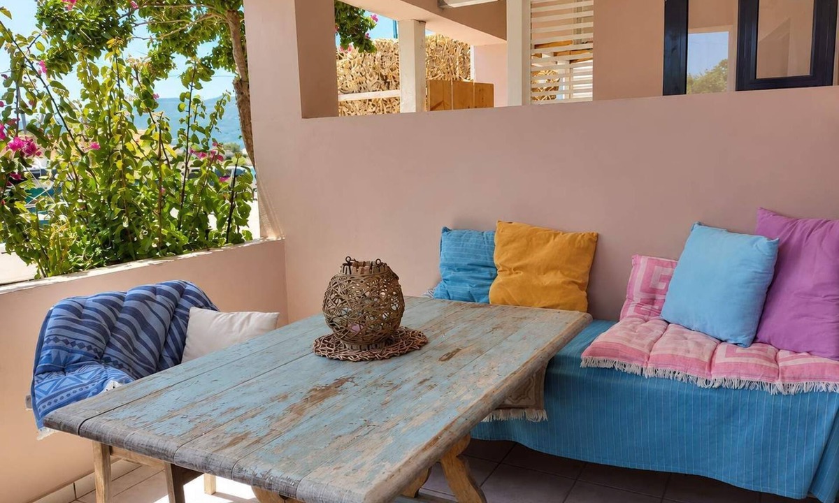 Alykes Apartment | Votsalon Beach House - Sea View Hideaway,Zakynthos