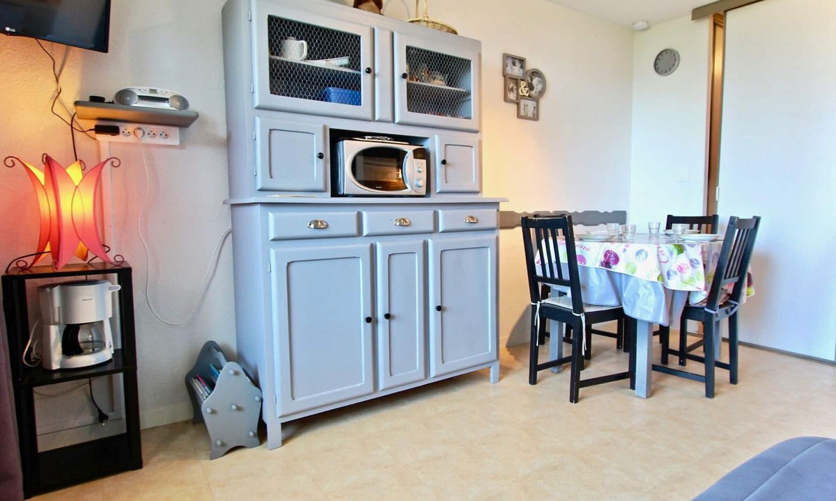Chamrousse Apartment | Well-equipped studio cabin near slopes in Chamrousse