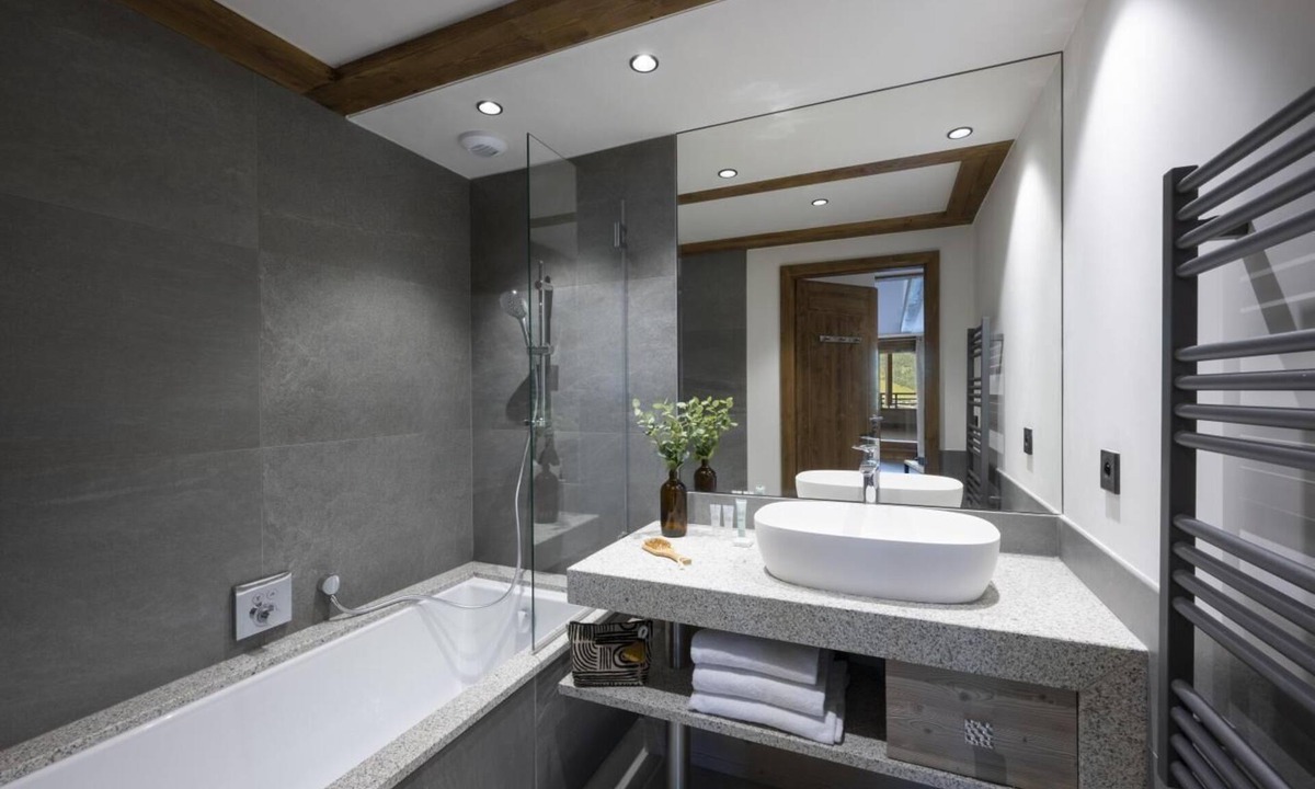 Les Contamines-Montjoie Apartment | Wifi, fitness, swimming pool, sauna, hammam, balcony, tv, ski locker, 100m², Les Contamines-Montjoie