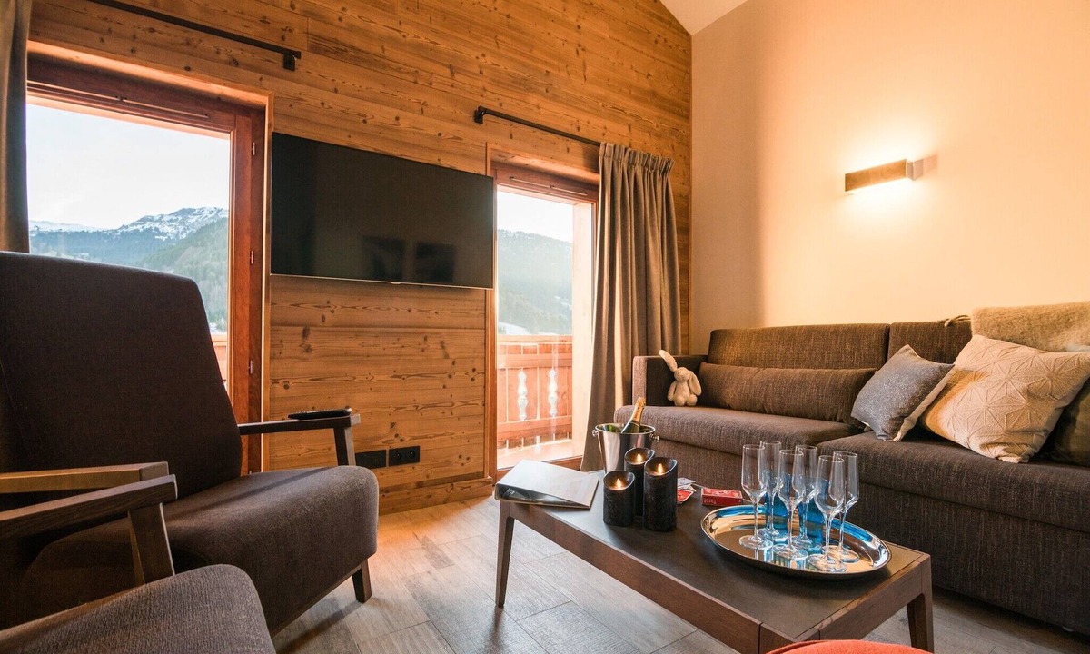 Praz-sur-Arly Apartment | Wood & Stone Alpine Luxury