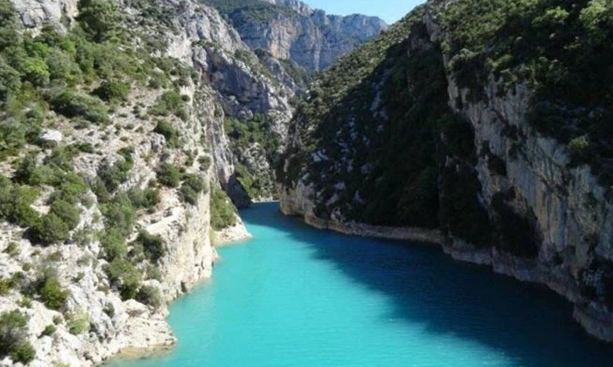 Castellane House | ZEcamping 3* dog friendly proche DIGNE-LES-BAINS