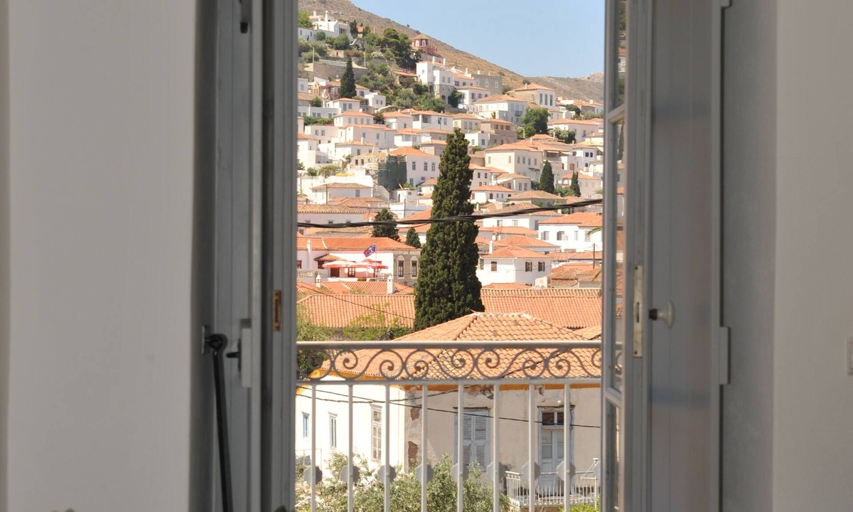idhra Villa | Zeus House