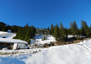 100m from ski slopes, view valley/ski slopes, parking, tv, ski locker, 22-24m², Les 7 Laux