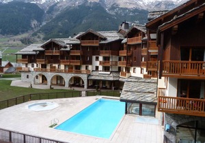 150m from shops, 3rd floor, fitness, swimming pool, balcony, tv, ski locker, 38m², Val Cenis