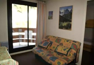 2 ROOMS SLEEPS 4