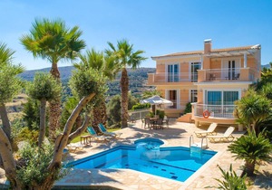 215 m² Villa ∙ 4 bedrooms ∙ 8 guests
