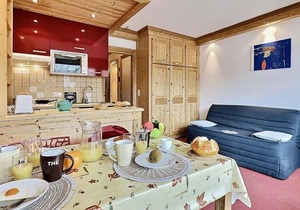 50m from resort center, 4th floor, view mountain, balcony, tv, 30m², Tignes