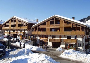 Appartement cosy au pied des pistes avec wifi et parking - FR-1-505-102