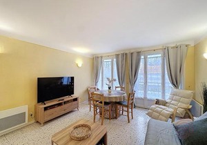 Appartement F2 avec Wifi, ascenseur près des Thermes - FR-1-451-139